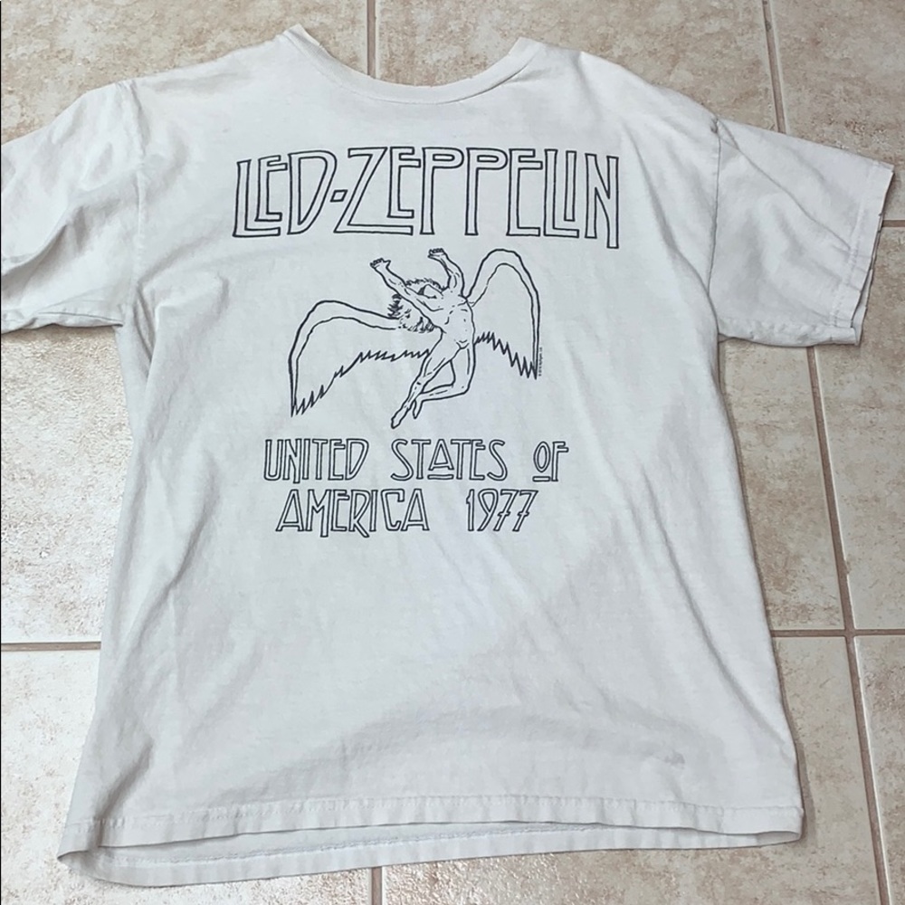 Led Zeppelin Band tee!